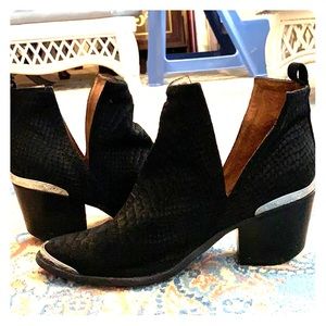 Jeffrey Campbell black snakeskin booties